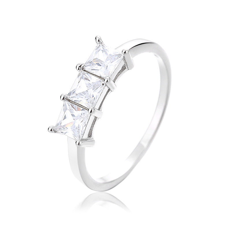 Female Niche Zircon 925 Silver Ring - XIEL