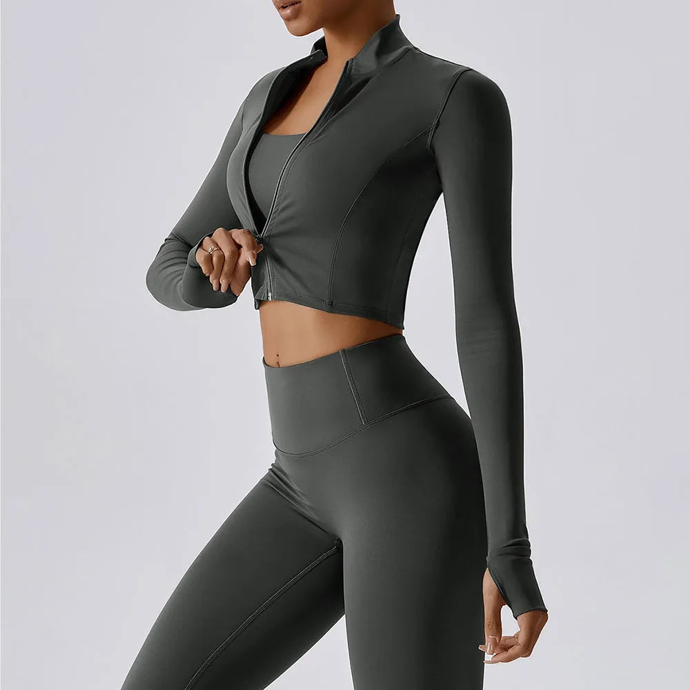  Long Sleeved Zip Yoga Jacket