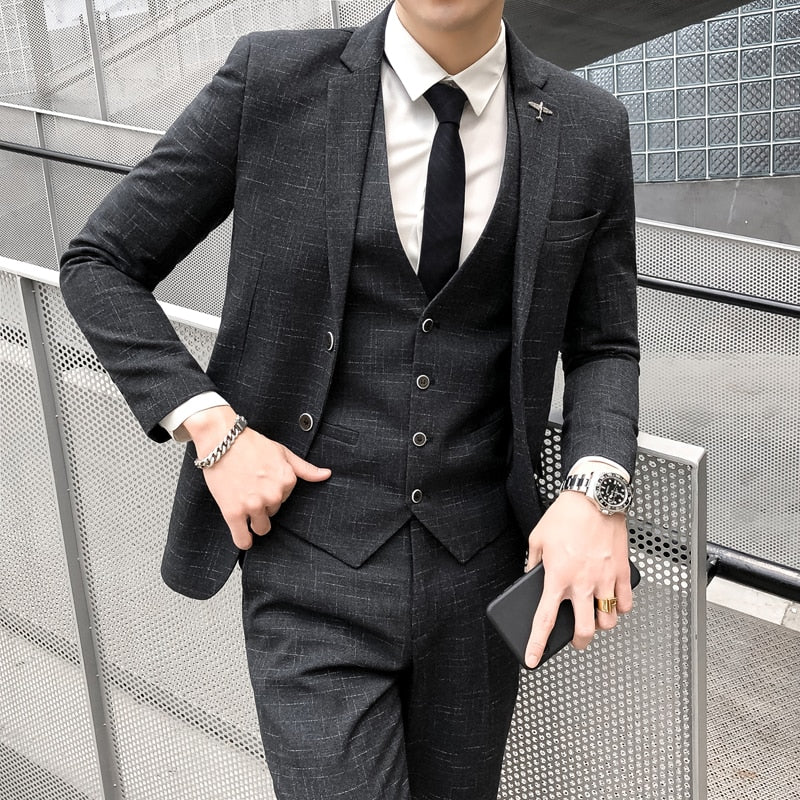 Casual Man 3-Piece Suit - XIEL